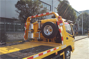 新兴附近汽车搭电救援电话